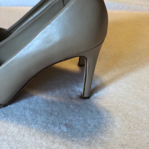 Antonio Melani Heels - Picture 2 of 5